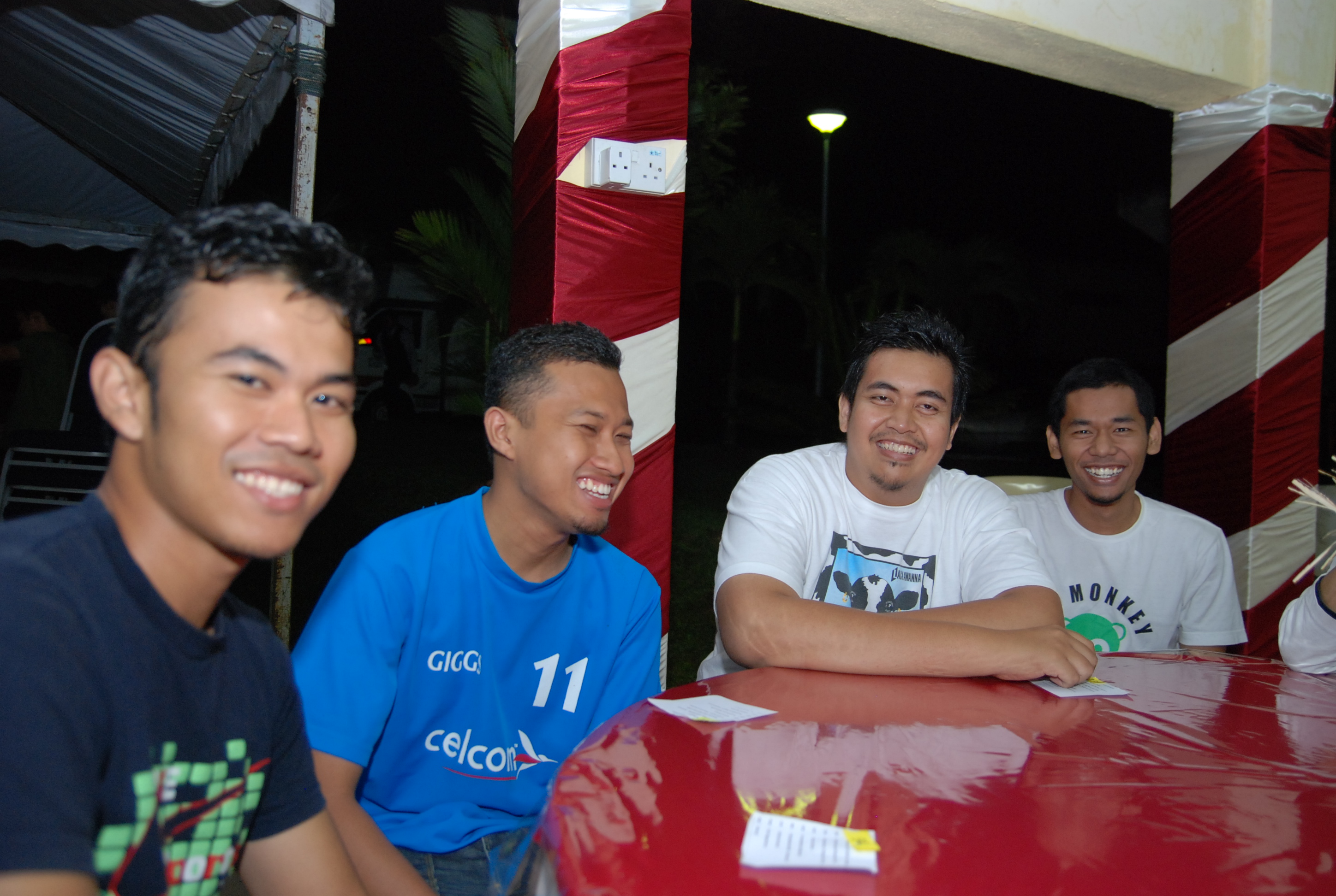 CyberNight09 065